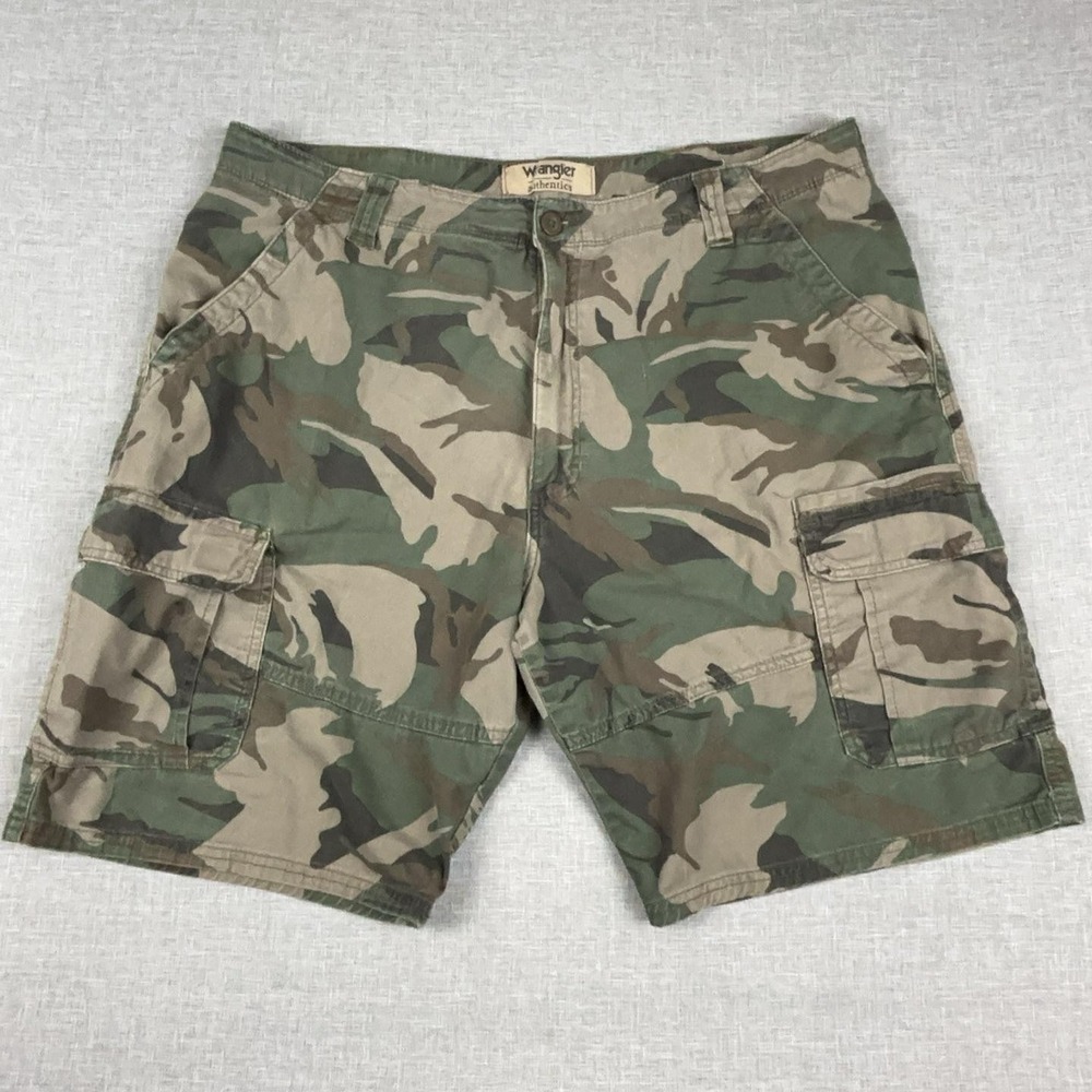 Wrangler Cargo Shorts Mens 42 Green Camouflage Canvas Stretch 9 Inseam Army